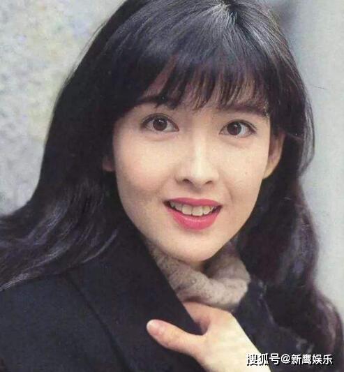 同样是龅牙,龅牙珍征服观众,邱淑芬征服娱乐圈,她征服一个时代